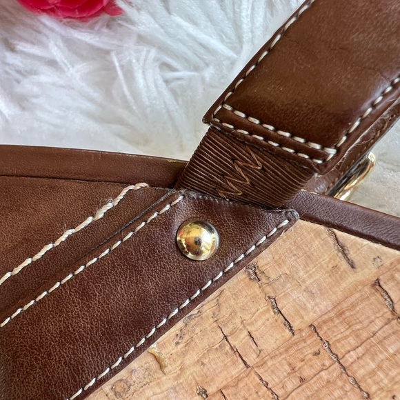 💥Guess Wedges sandals brown cork slip on💫 - Picture 13 of 16